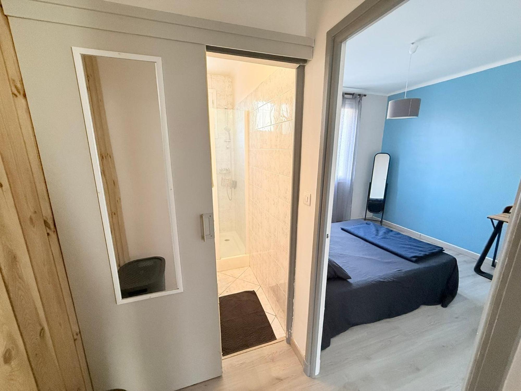 Les Arenes De Nimes - Centre Ville 10 Min Gare -Parking- 2 Chambres Bagian luar foto